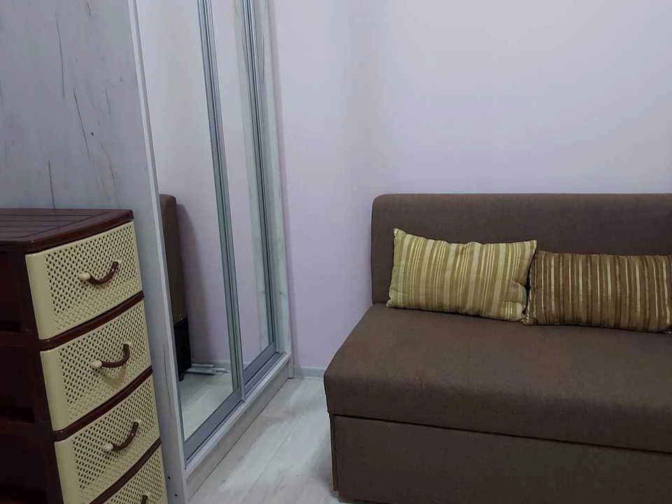 Apartment. Nikolaev, Lazurna St.