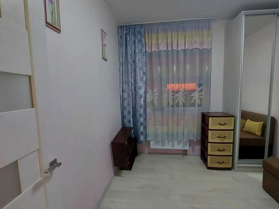 Apartment. Nikolaev, Lazurna St.