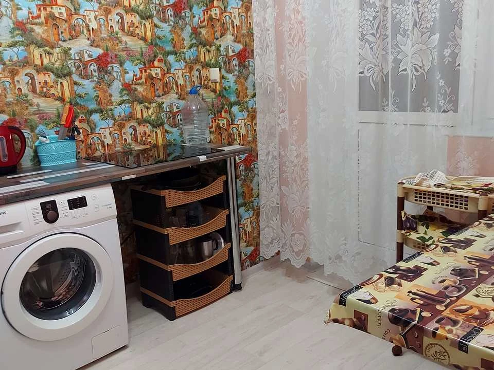 Apartment. Nikolaev, Lazurna St.