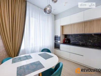 Long-term rental of a 2-room apartment on St. Mikols'ko-Slobids'ka