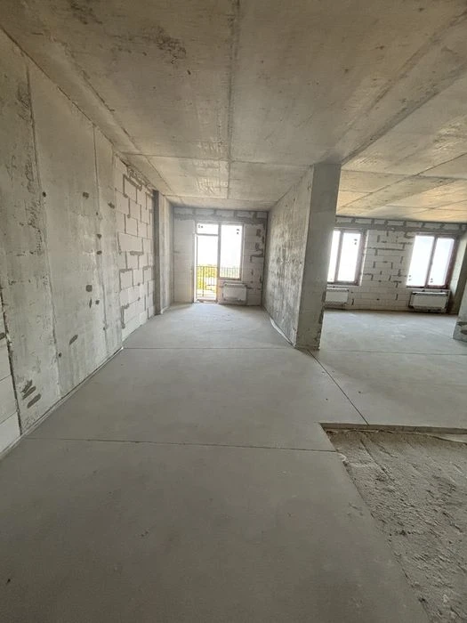 3-room. 16 fountains. Golden beach. Direct sea view.