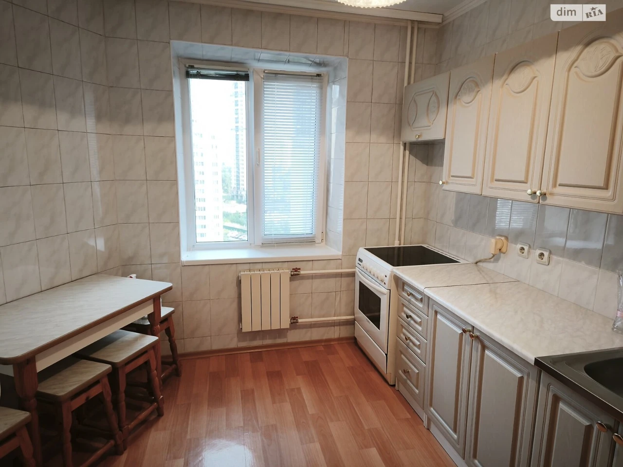 Продаж Квартира Троєщина