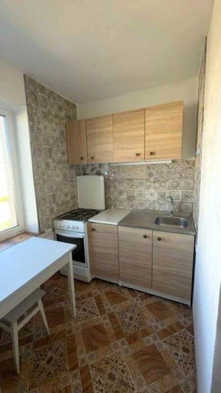 Продам 1-кімнатну квартиру, проспект Червоної Калини (Маяков