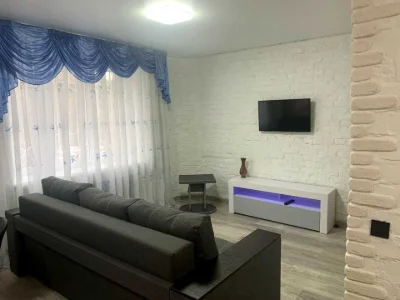 Apartment. Kyiv, Pochayninska St.