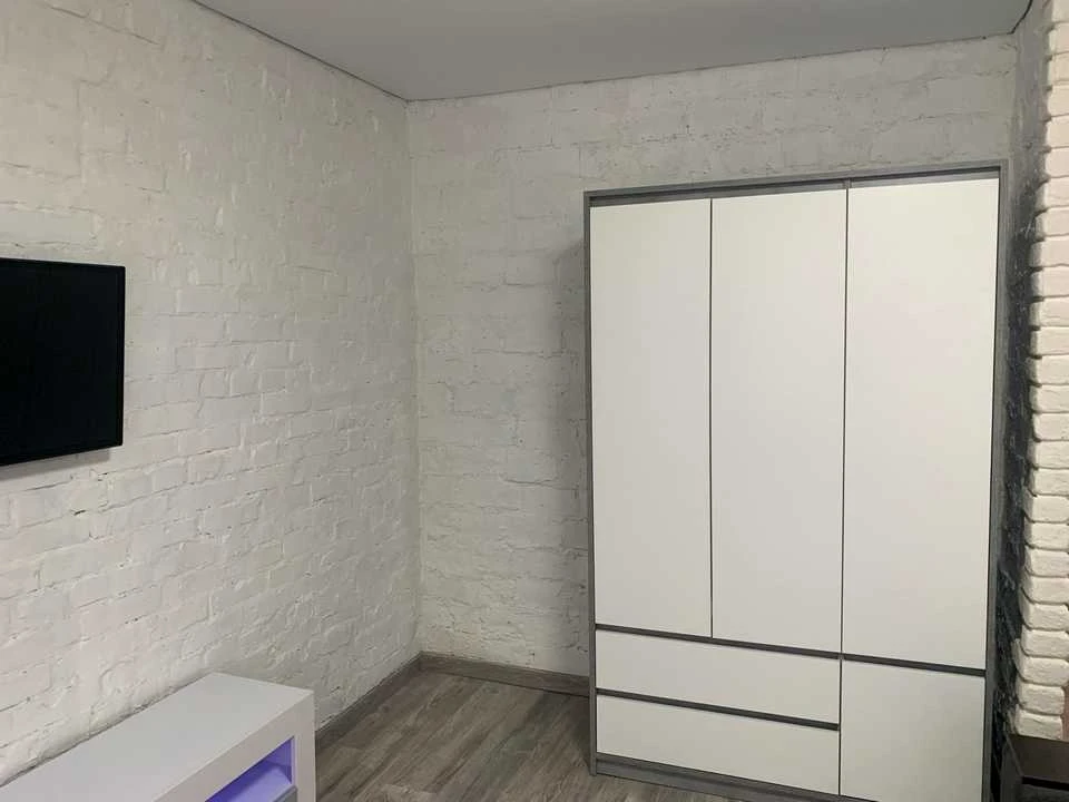 Apartment. Kyiv, Pochayninska St.
