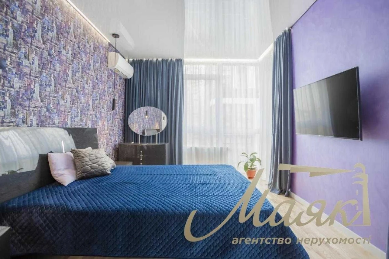 Rent of a 2-room apartment in the ЖК Французький квартал 2, Ін