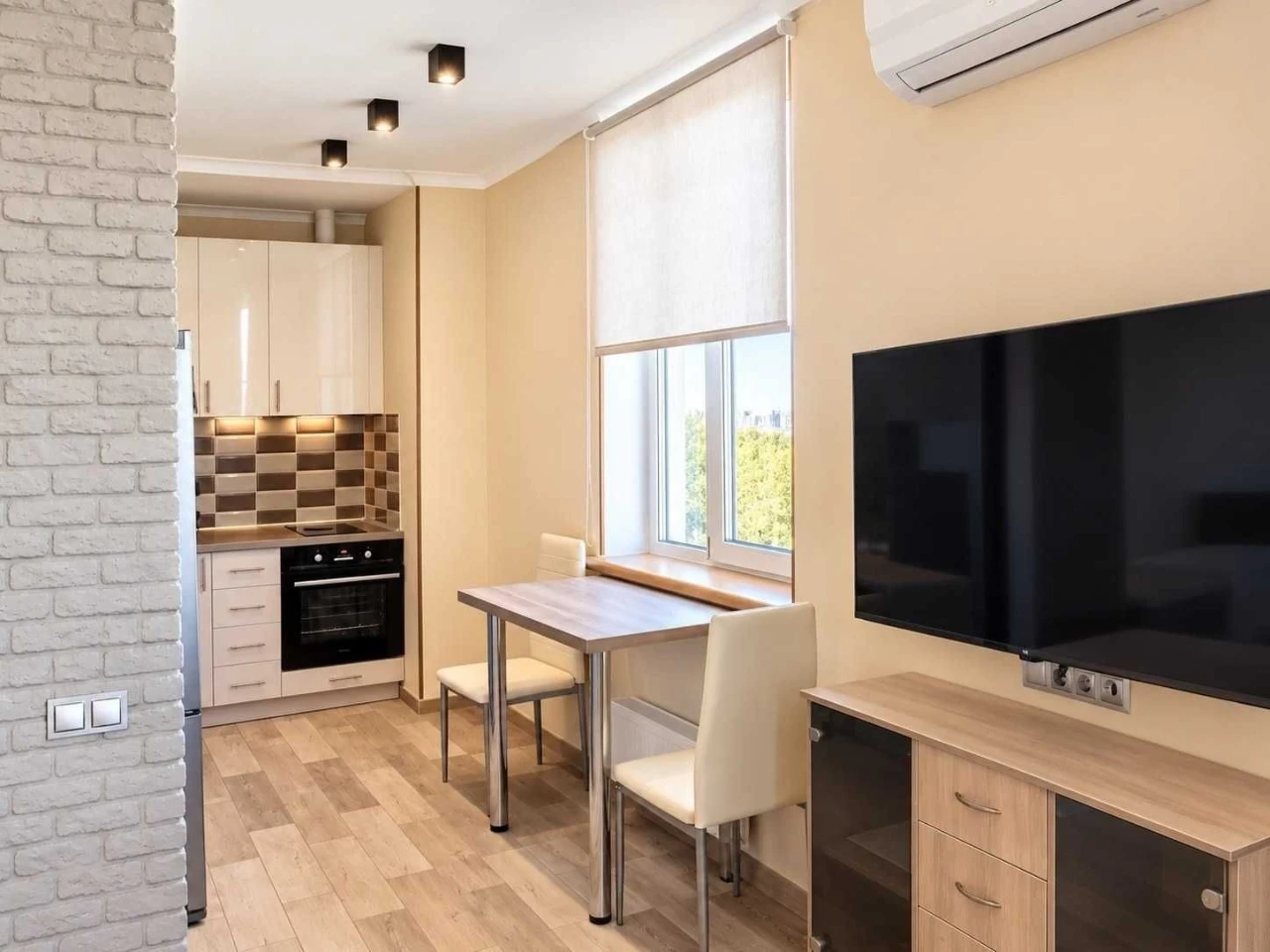 Rent a two-room apartment in the AUTONOMNYI and SECURE residential complex "Lvivsky"
