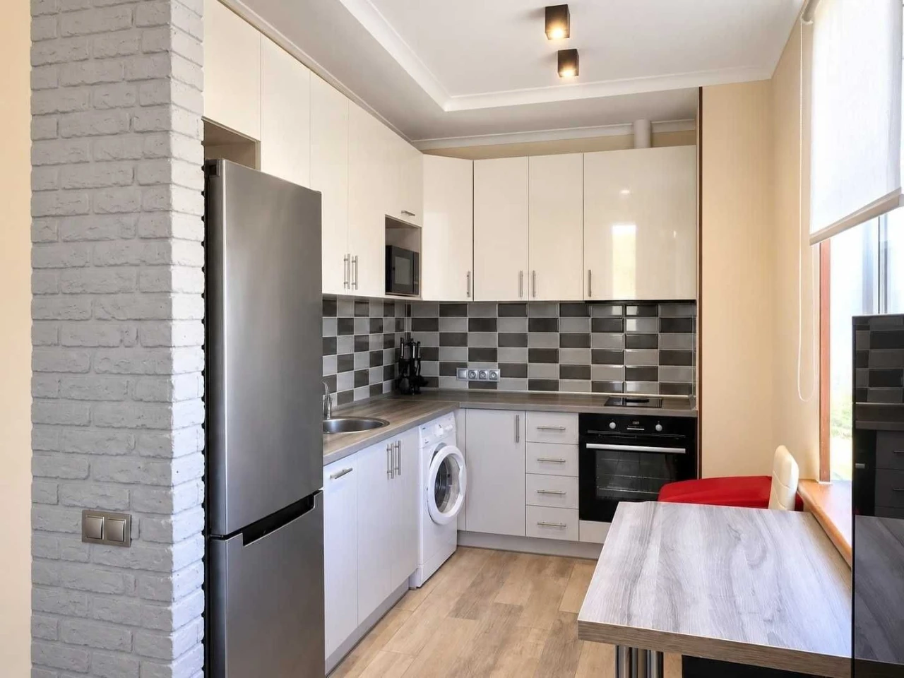 Rent a two-room apartment in the AUTONOMNYI and SECURE residential complex "Lvivsky"