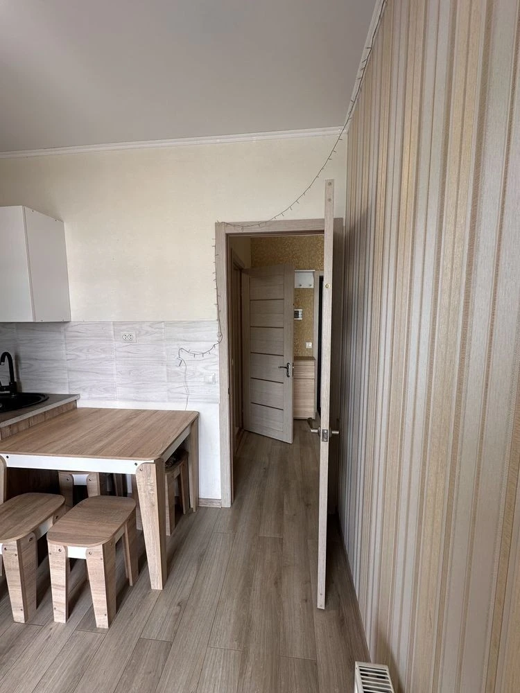 Rent 1 bedroom, new building, 7th floor