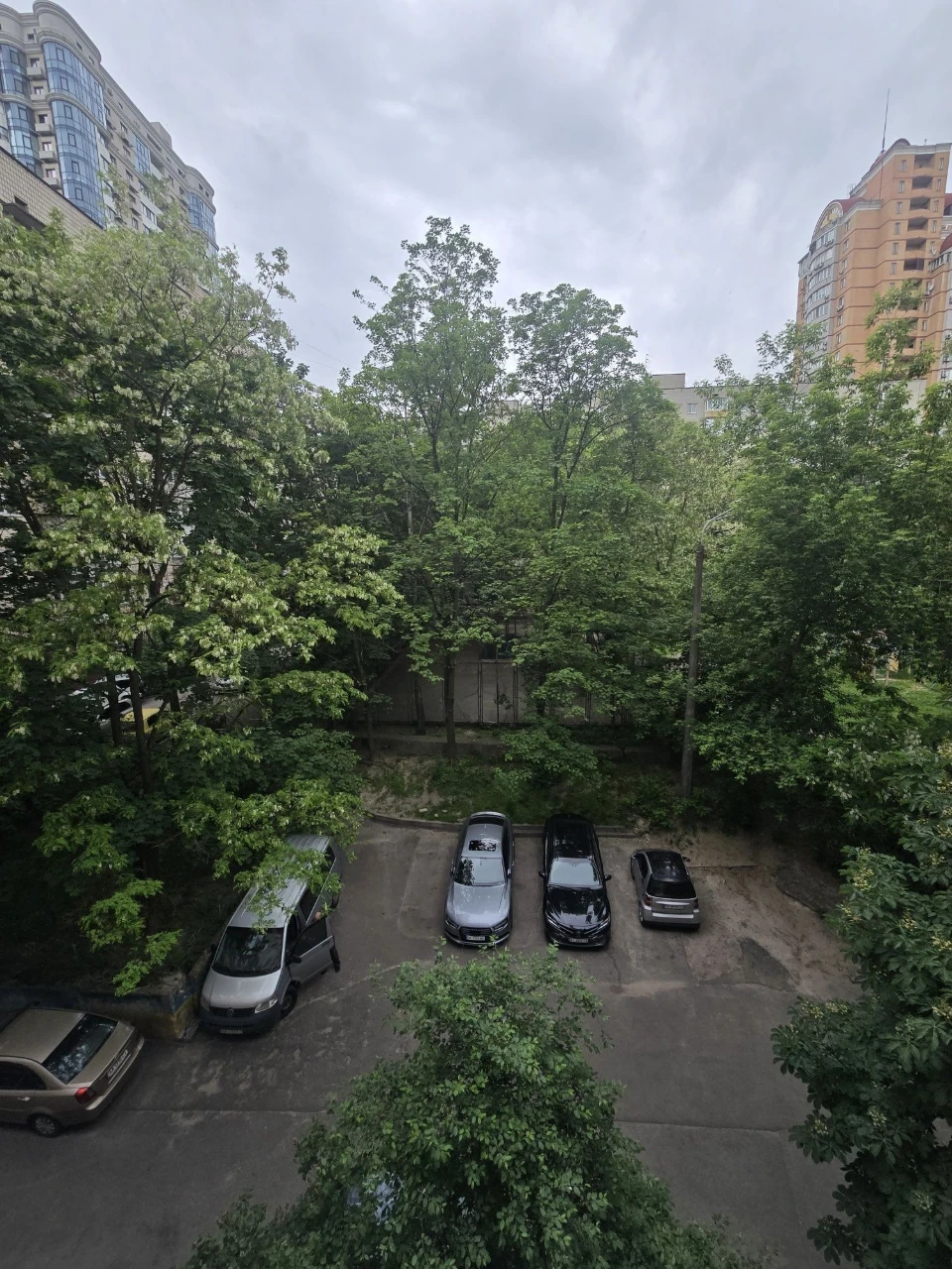 City of Friendship, Dragoimova St. 6B