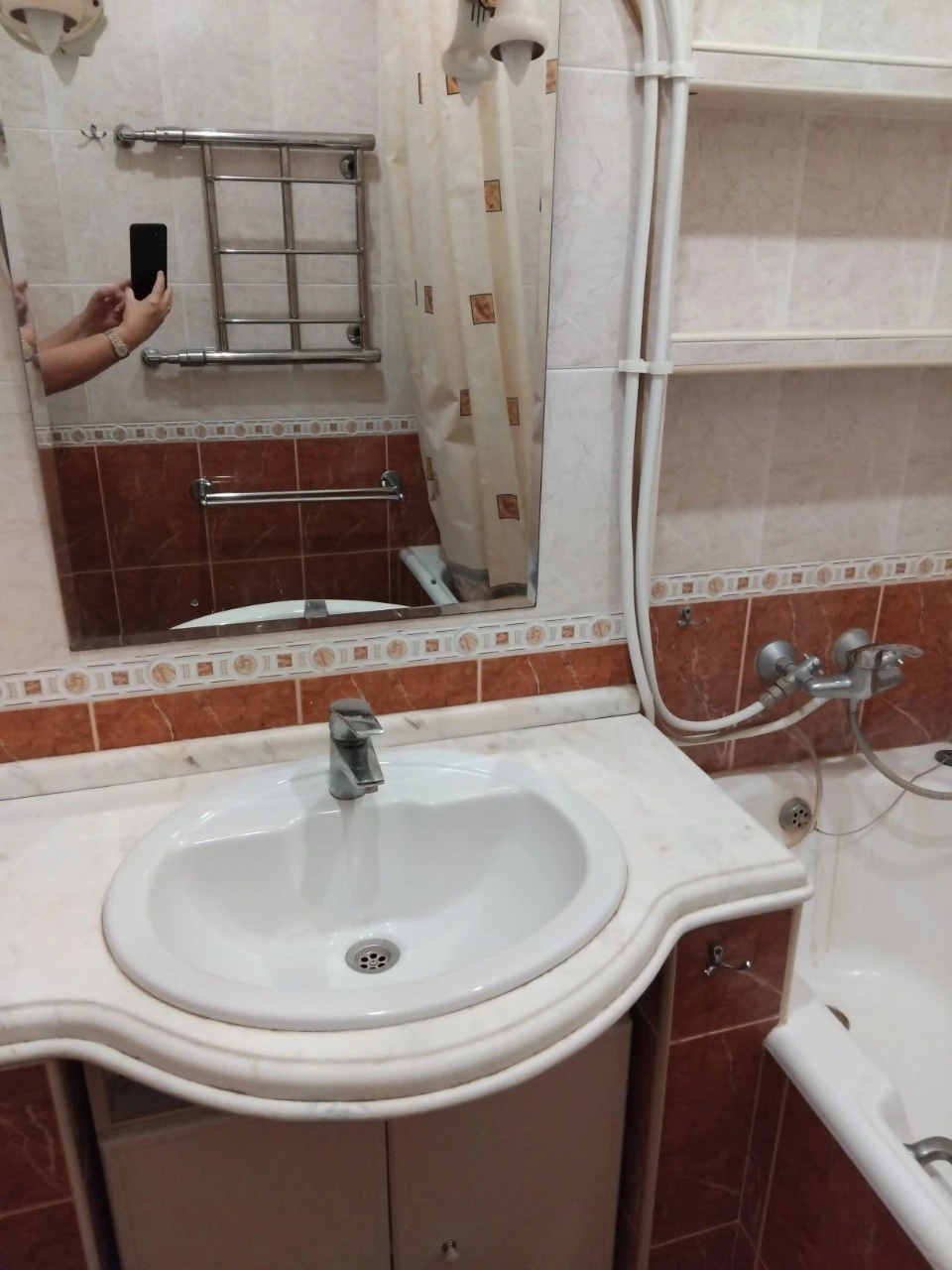 For rent, metro Pecherska - 21000 UAH