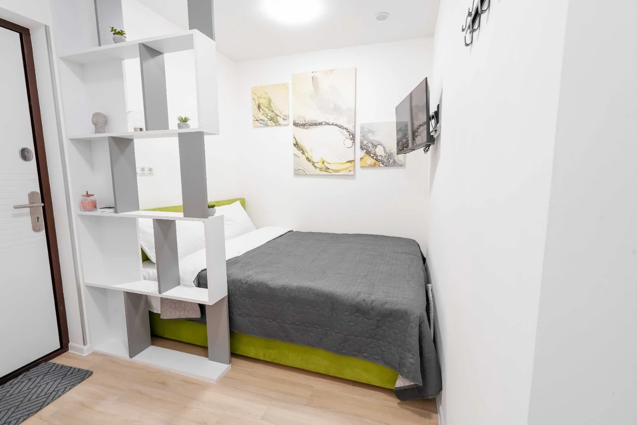 Long-term rental: View studio apartment near the metro | Kharkiv