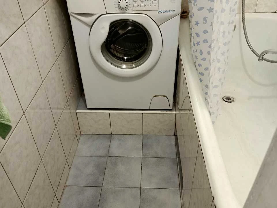 Квартира. Київ, Миколи Міхновського бульв.