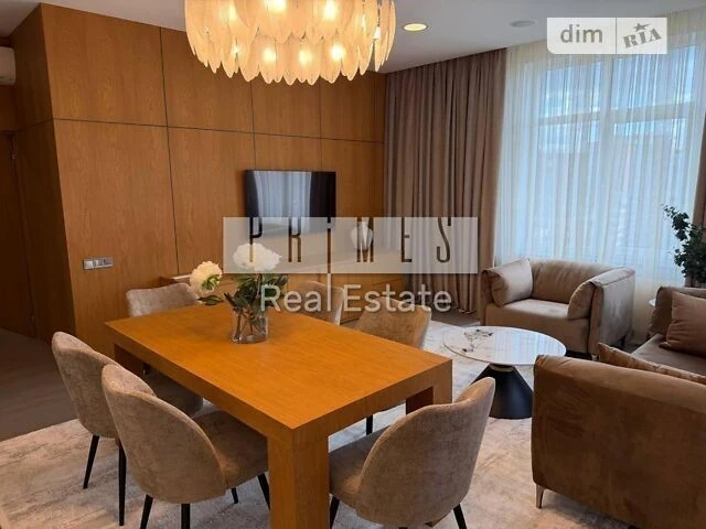 Sale of 4-room apartment 121 sq. m. on Andriy Verkhoglyada St. 11 •