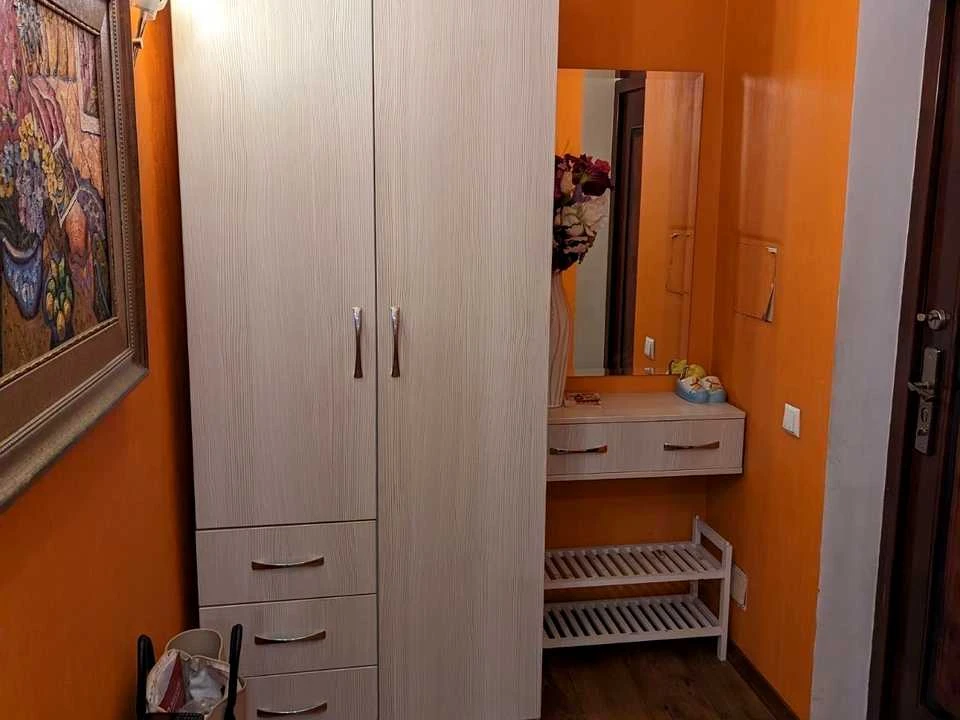Квартира. Київ, Дніпровська набережна вул.