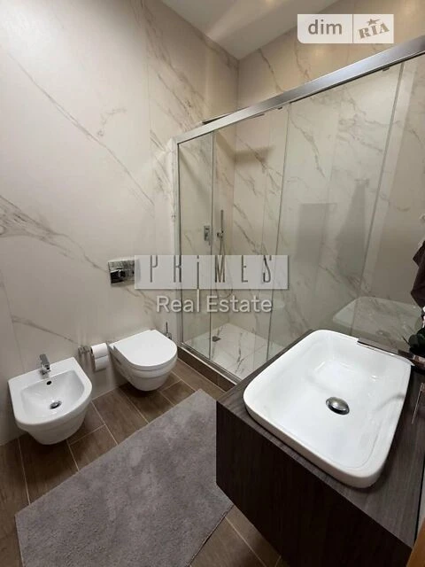 Sale of 4-room apartment 121 sq. m. on Andriy Verkhoglyada St. 11 •