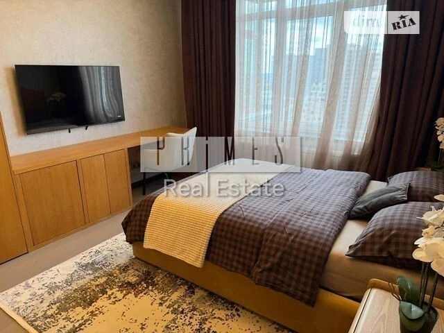 Sale of 4-room apartment 121 sq. m. on Andriy Verkhoglyada St. 11 •