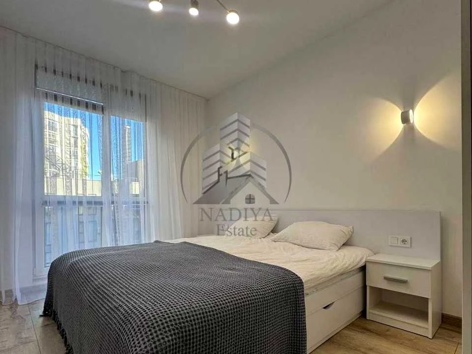 Apartment. Львів, Залізнична St.