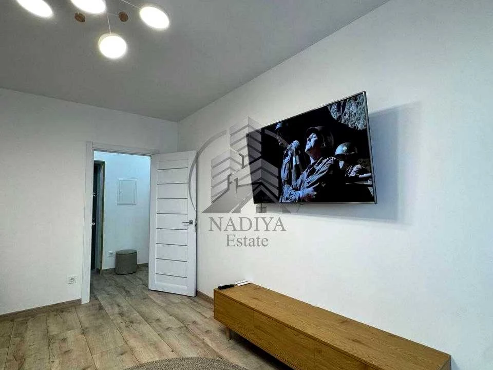 Apartment. Львів, Залізнична St.