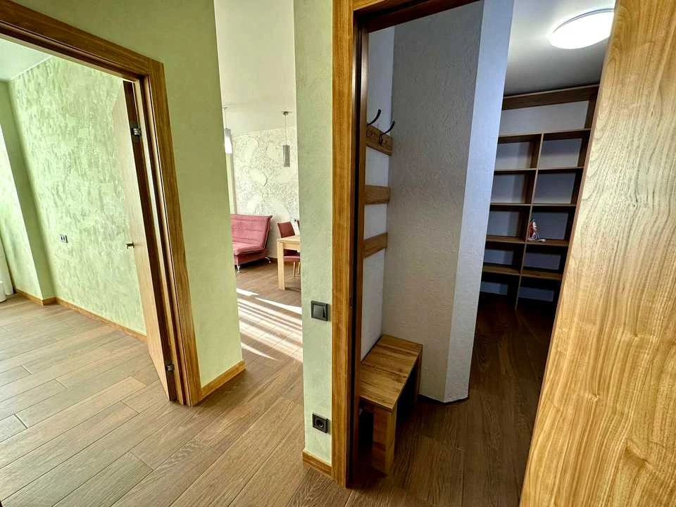Квартира. Київ, Любомира Гузара просп.