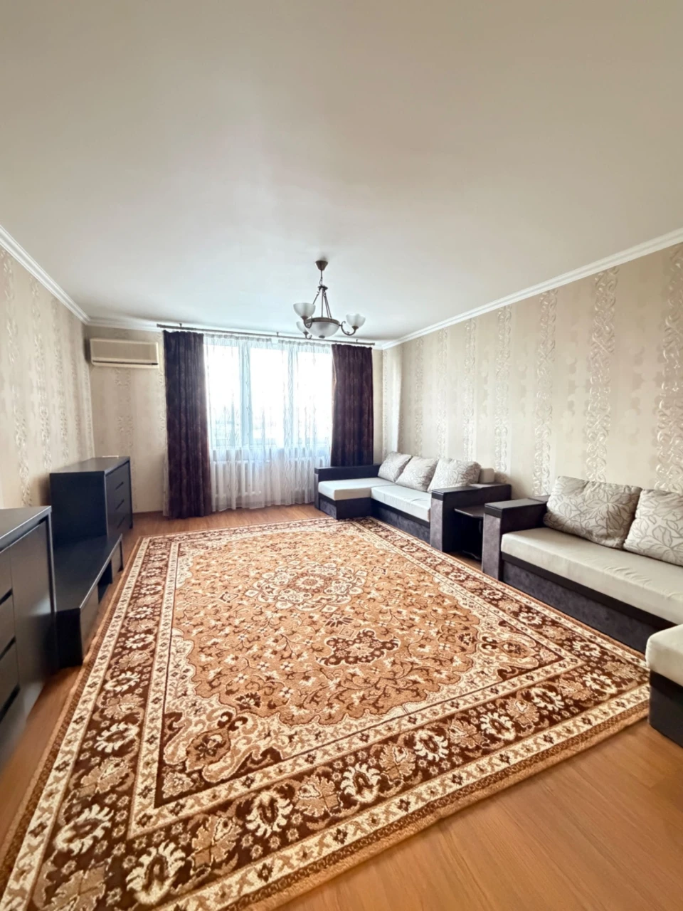 Apartment for rent, Poznyaki, parking, generator