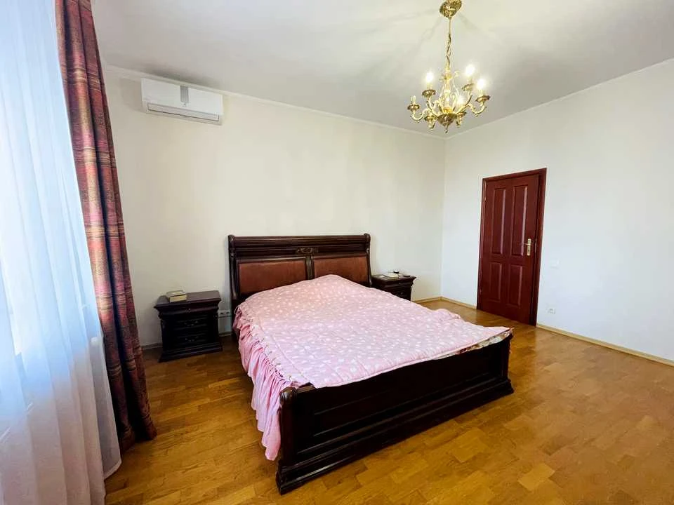 Apartment. Lesya Ukrainka Blvd, Kyiv