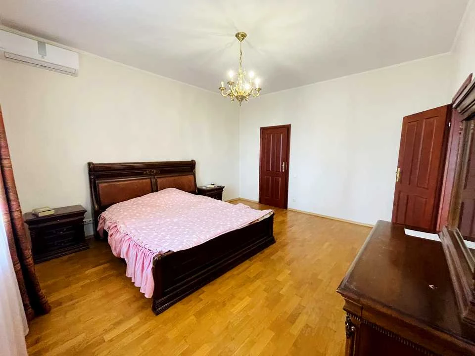 Apartment. Lesya Ukrainka Blvd, Kyiv