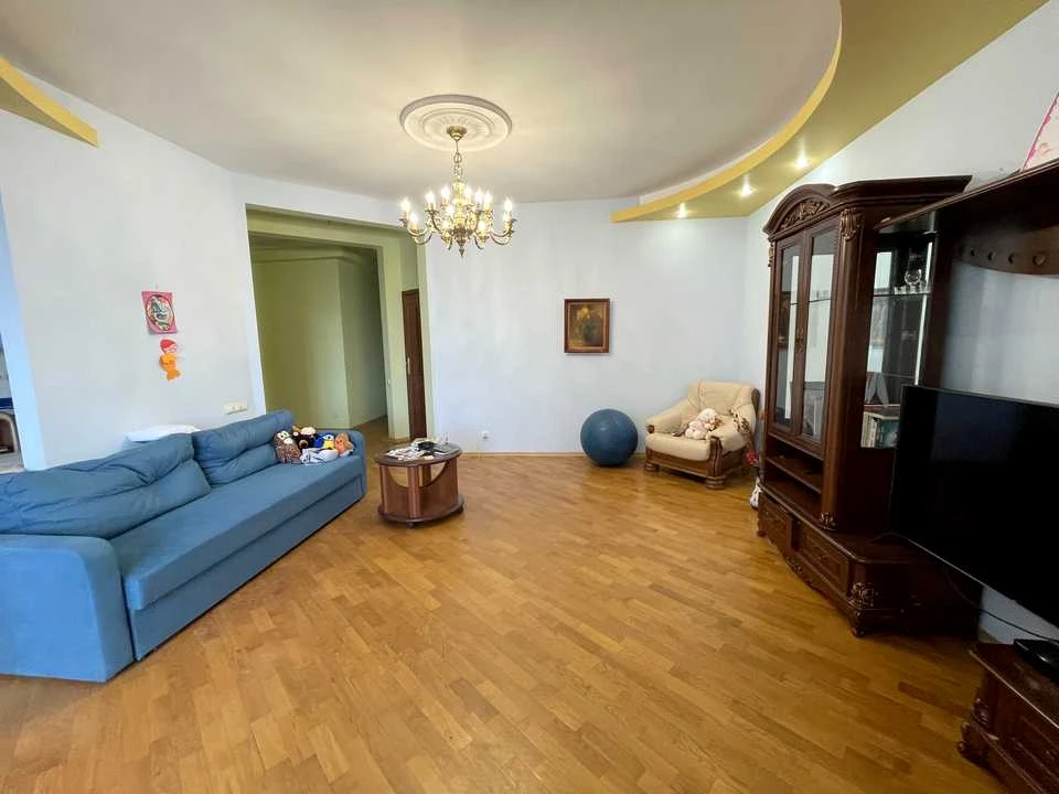 Apartment. Lesya Ukrainka Blvd, Kyiv