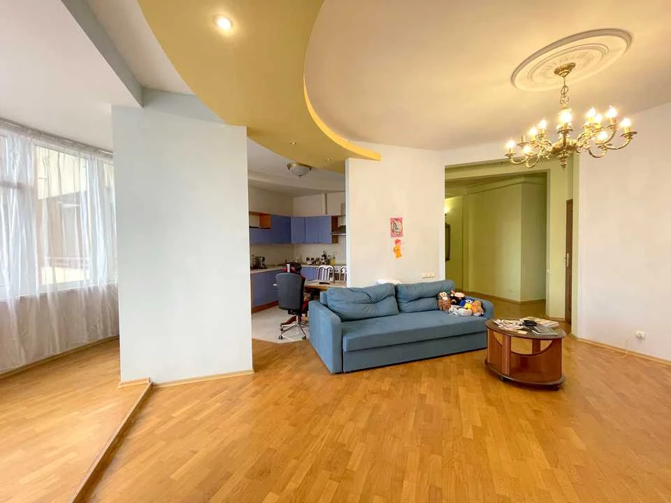 Apartment. Lesya Ukrainka Blvd, Kyiv