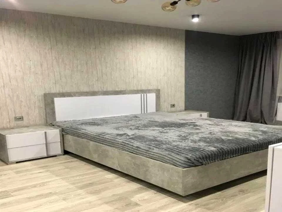 Apartment. Kharkiv, Losivsky Prospect.