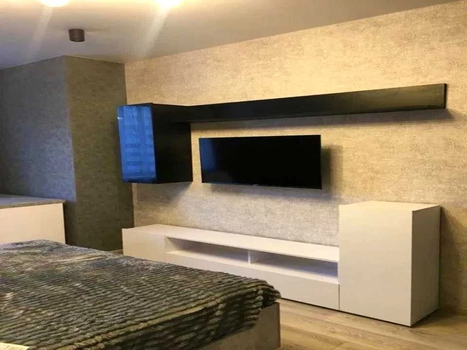 Apartment. Kharkiv, Losivsky Prospect.