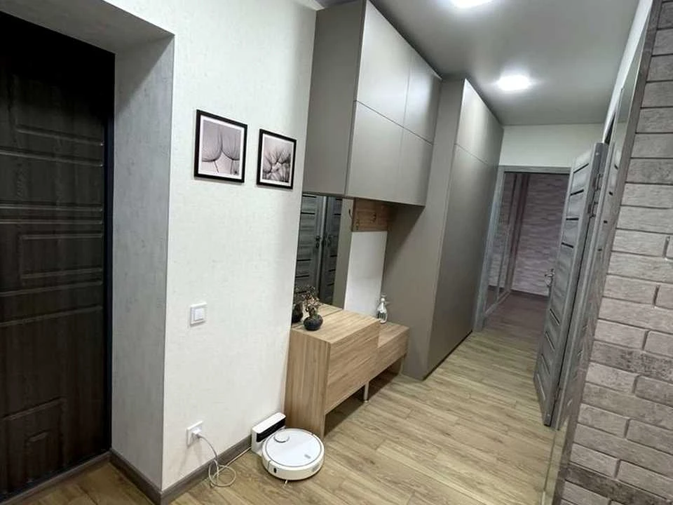 Apartment. Lviv Landau Street, Kharkiv.