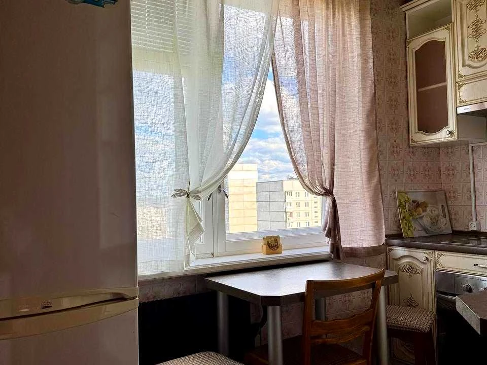 1-room apartment. Kharkiv, Amosova St.