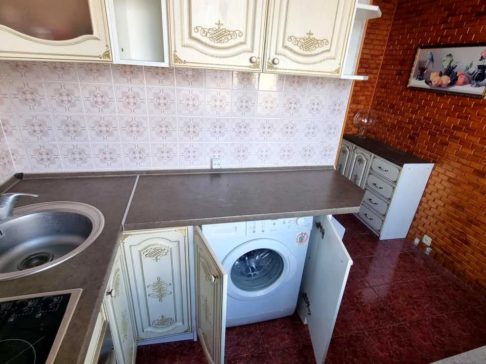 1-room apartment. Kharkiv, Amosova St.