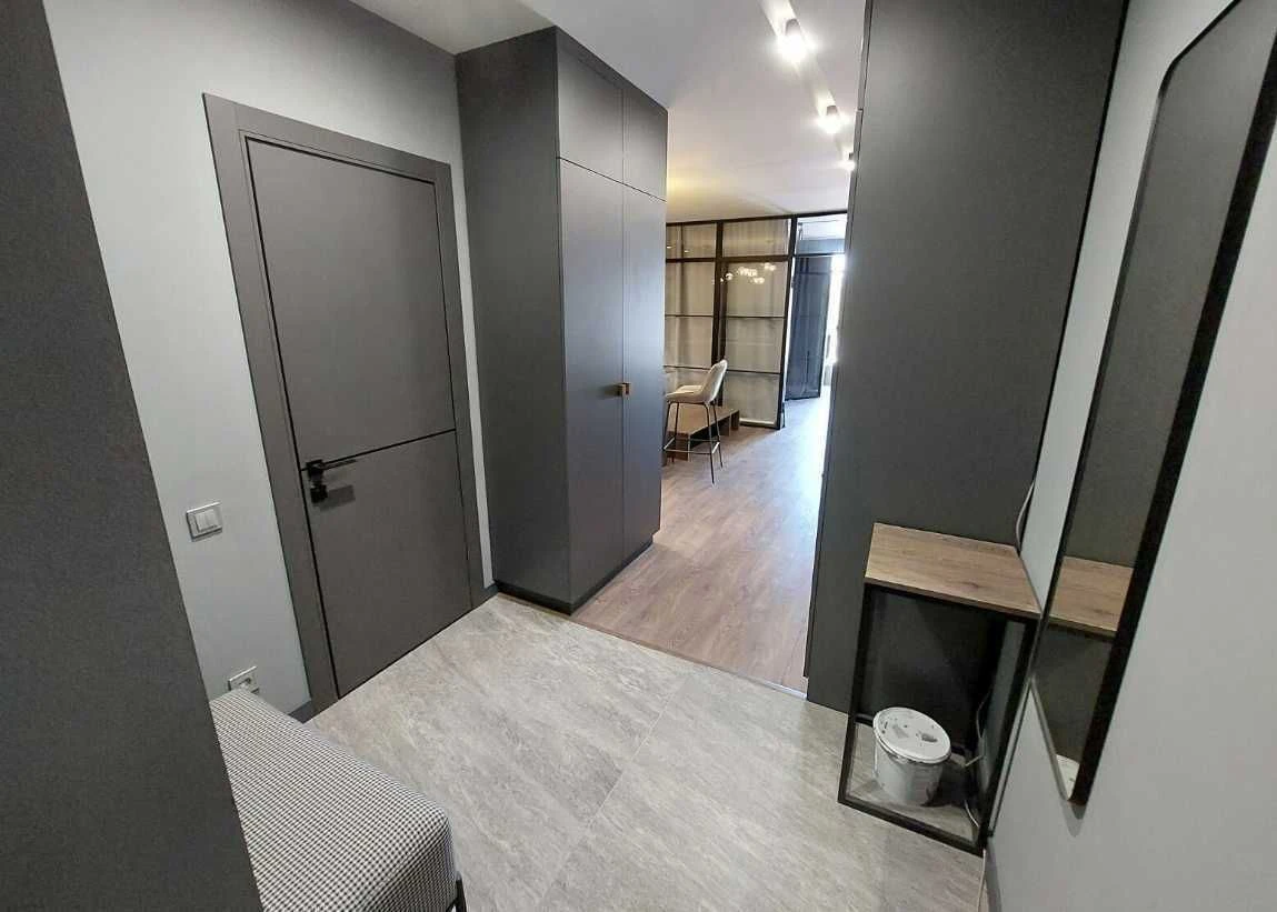 For Sale: 1-room apartment in the "German Project" residential complex near the "Central Market" metro station.