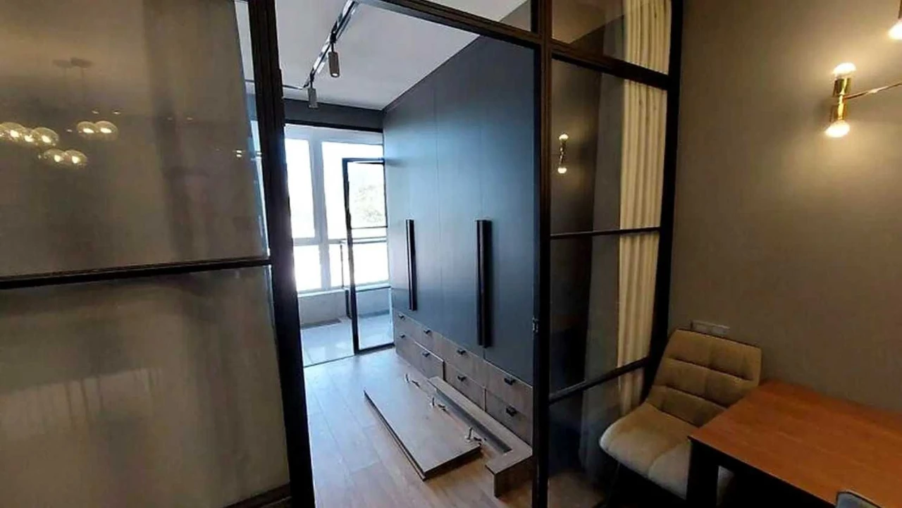 For Sale: 1-room apartment in the "German Project" residential complex near the "Central Market" metro station.