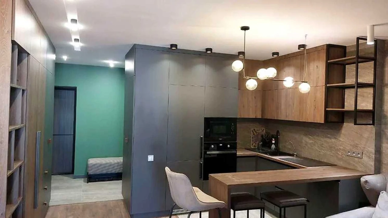 For Sale: 1-room apartment in the "German Project" residential complex near the "Central Market" metro station.