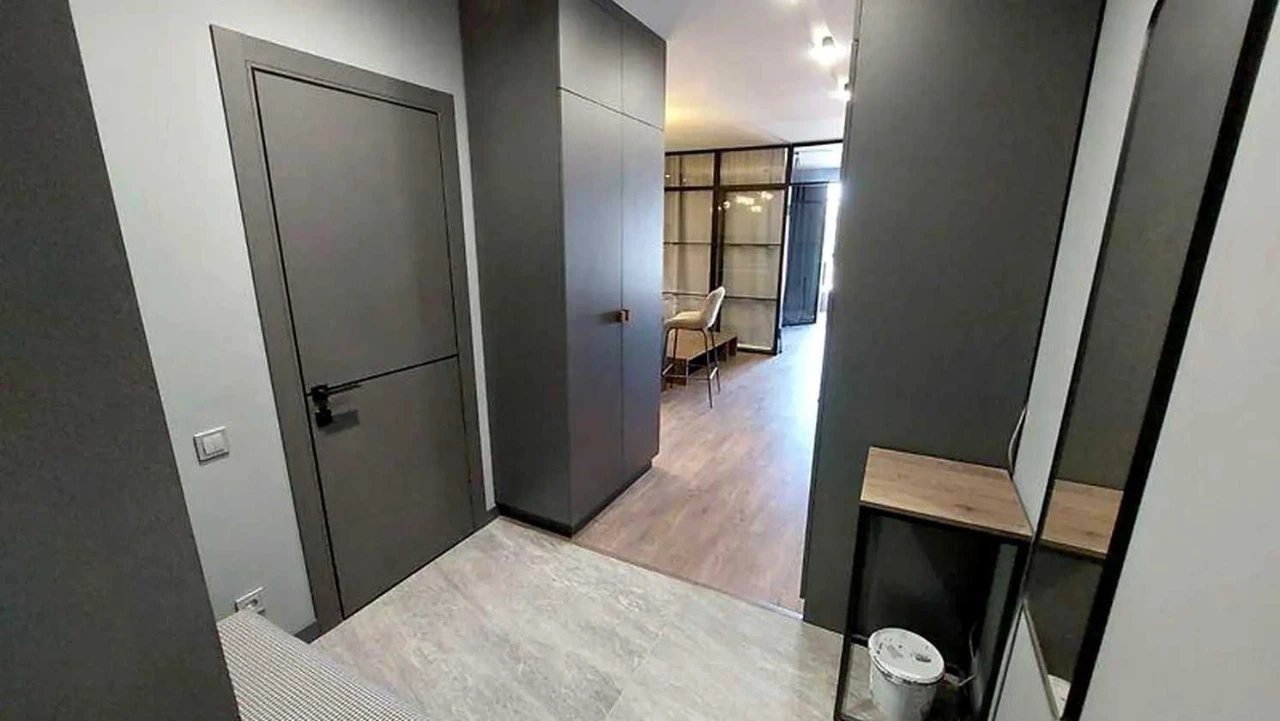 For Sale: 1-room apartment in the "German Project" residential complex near the "Central Market" metro station.