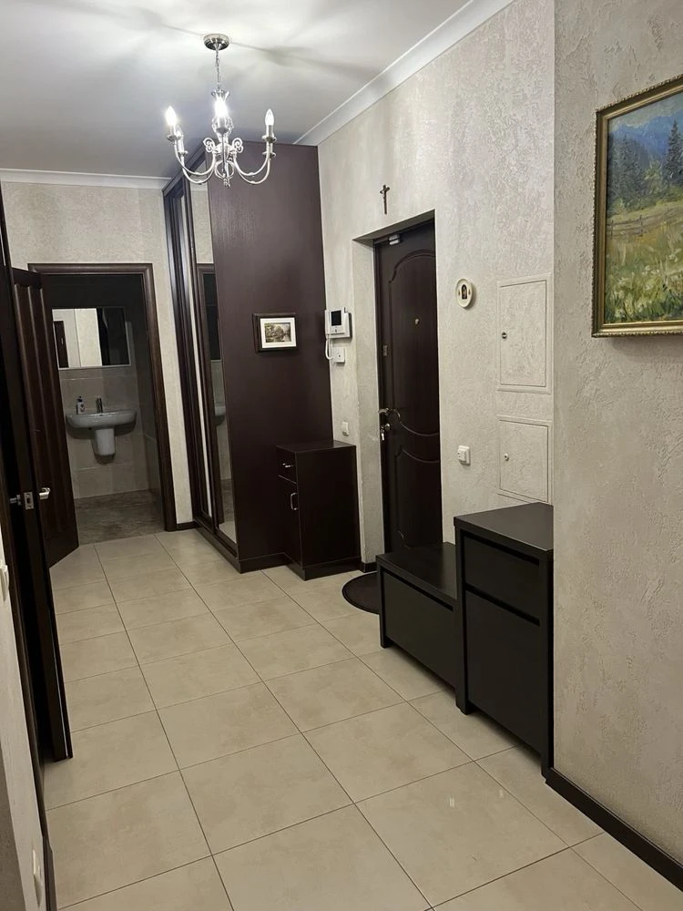 Продаж  2 кімн розд.80м —вул.Вишгородська  ЖК Паркове місто