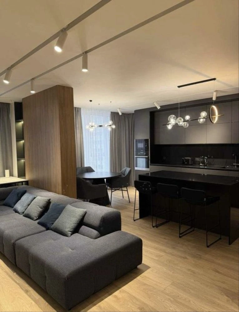 Sale of a 4-room apartment in Novopecerske Lipki
