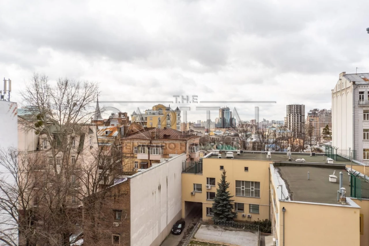 Продаж квартири, вул. Ярославів Вал, Центр, Шевченківський р