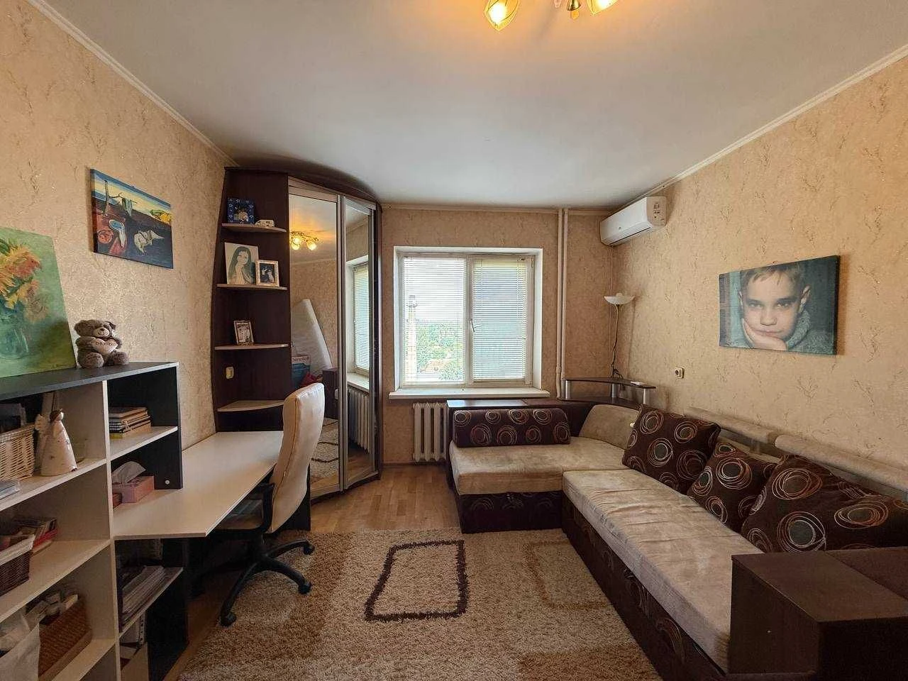 Продаж 1-кімнатної квартири 42,1 м², вул. Олевська, 7, Свято