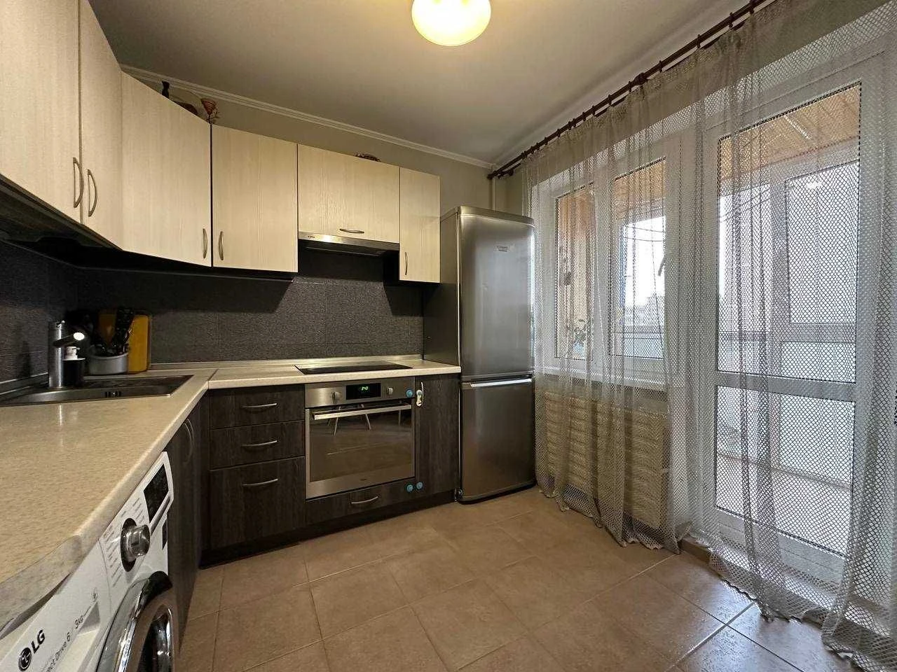 Продам 1 кімн. квартиру  пр Свободи 30а Без %