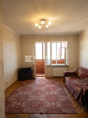 Продажк 1к квартири, пр-т Соборності, Березняки, цегляний бу