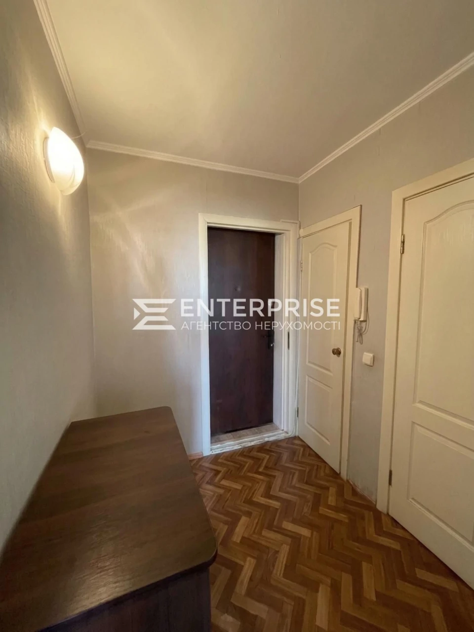Продажк 1к квартири, пр-т Соборності, Березняки, цегляний бу
