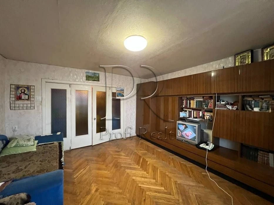 БЕЗ КОМІСІІ! Продаж 3-х к кв. Ю. Литвинського 82 А , Дарниць