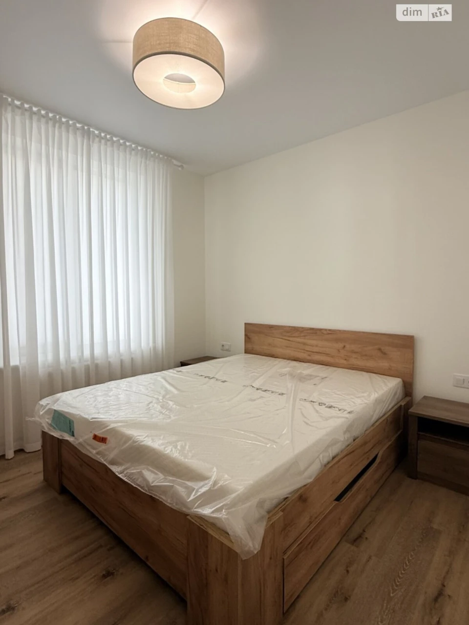 Продаж Квартира Виставка
