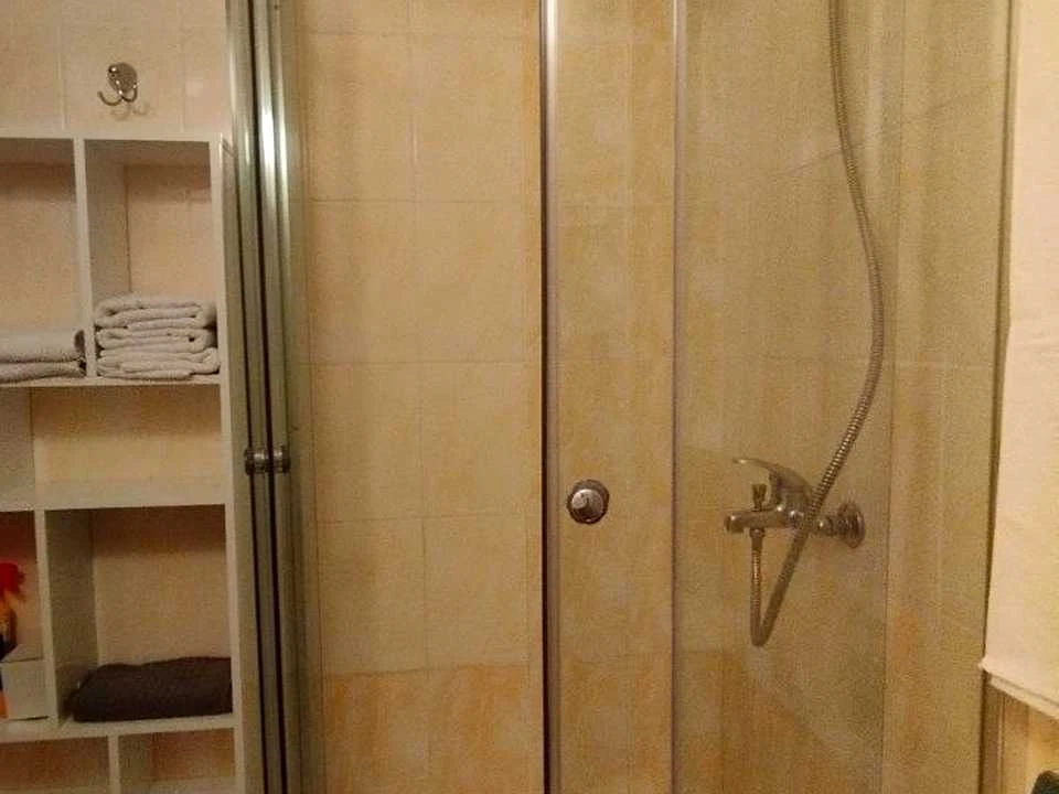 One-room apartment. Львів, Volodymyr Velikogo St.