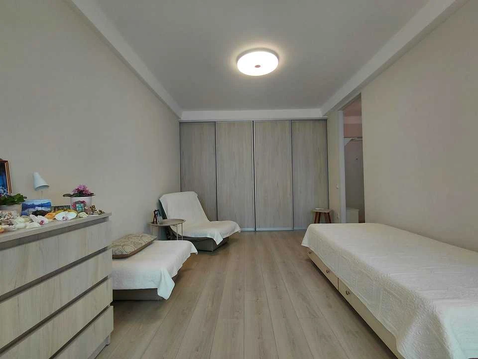 Apartment. Kyiv, Levka Luk'yenko St.