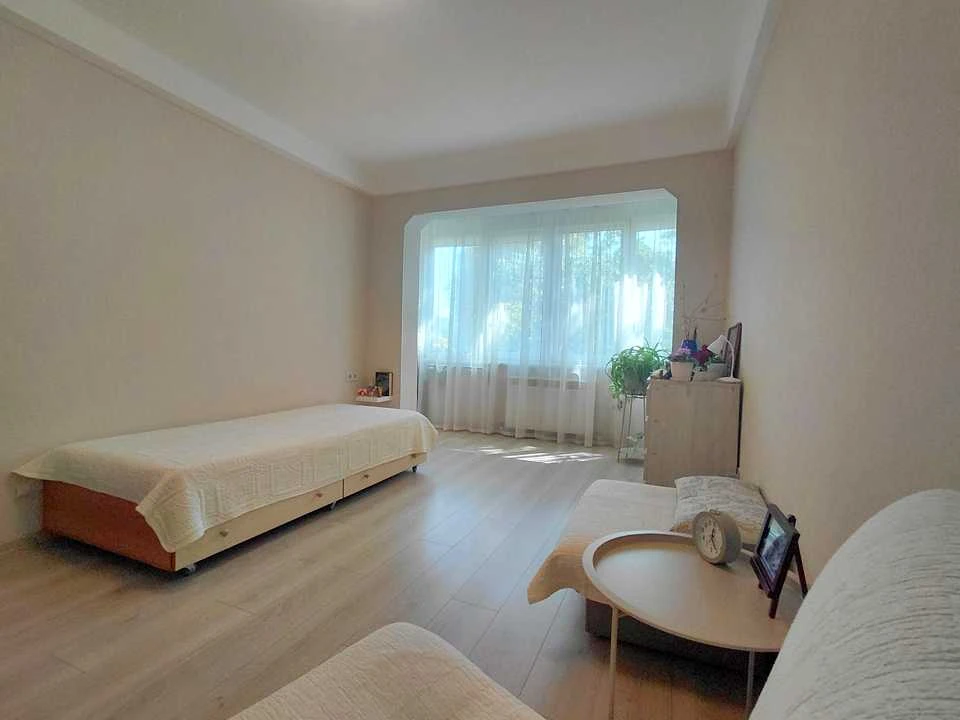 Apartment. Kyiv, Levka Luk'yenko St.